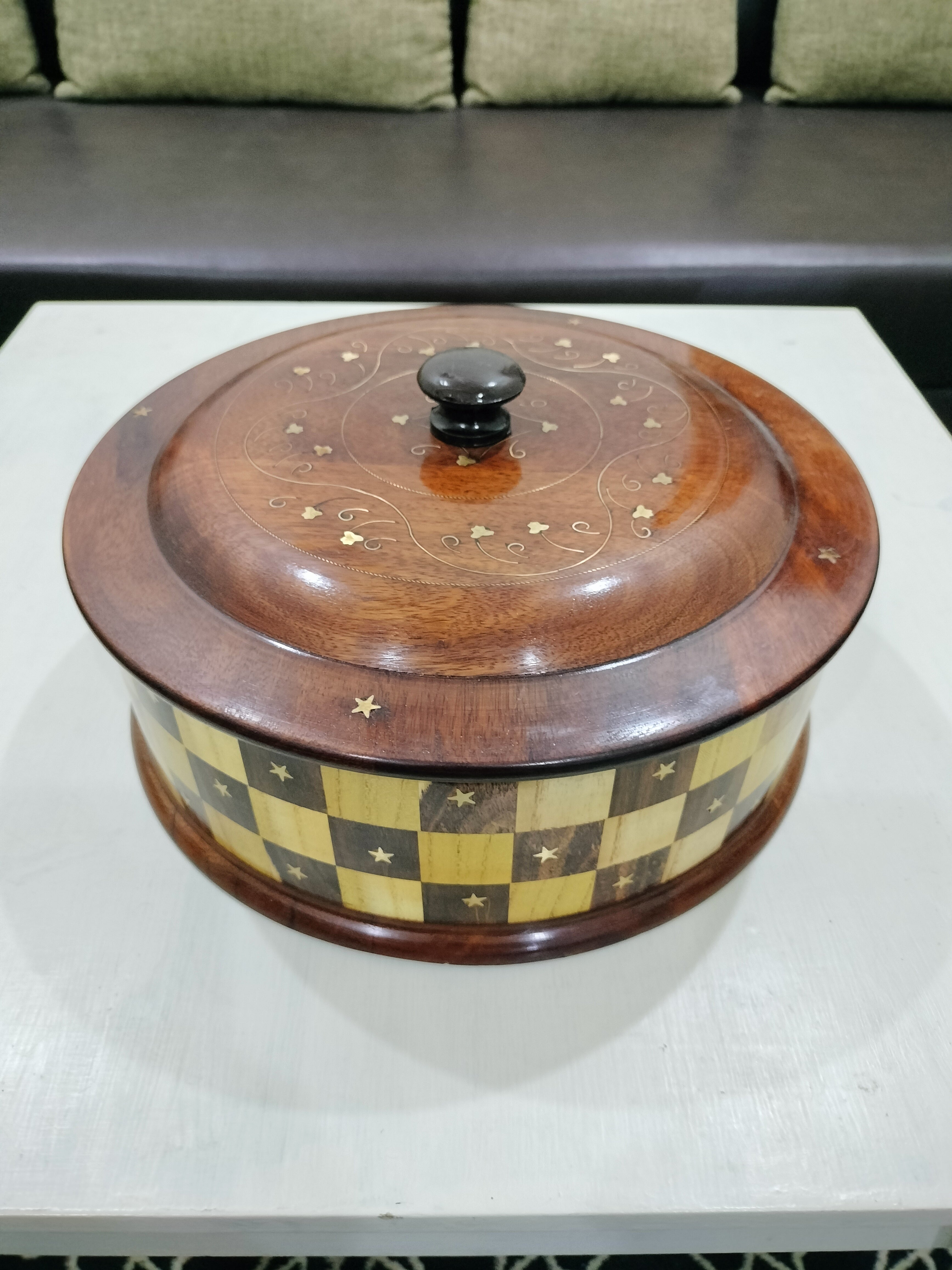 The Modern Checkered Hot Pot