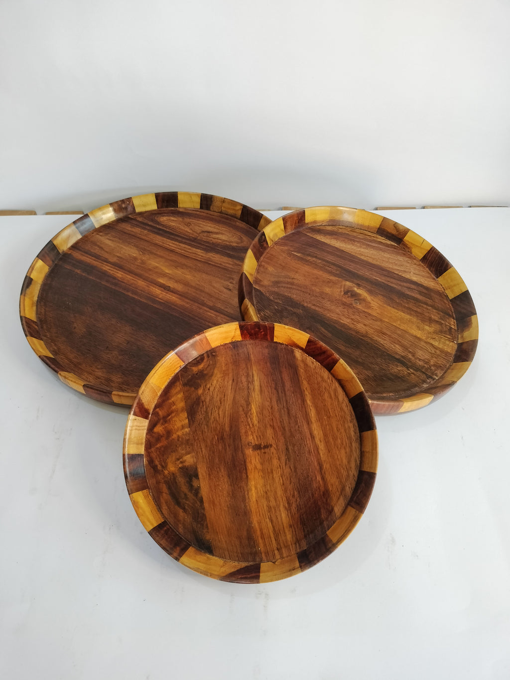 Handmade Striped-Edge Circular Serving Tray