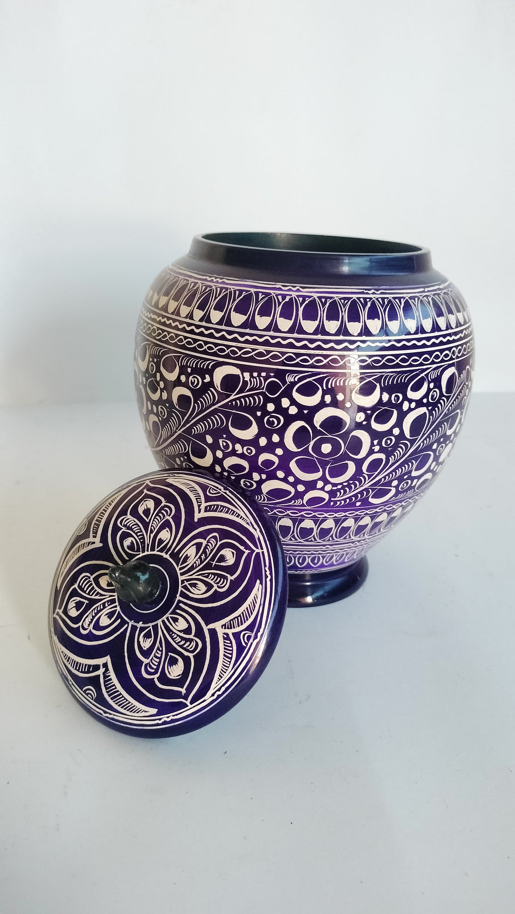 Traditional Handcrafted Lacquer Art Wooden Decorative Jar with Lid - Purple & White Floral Jandi Work