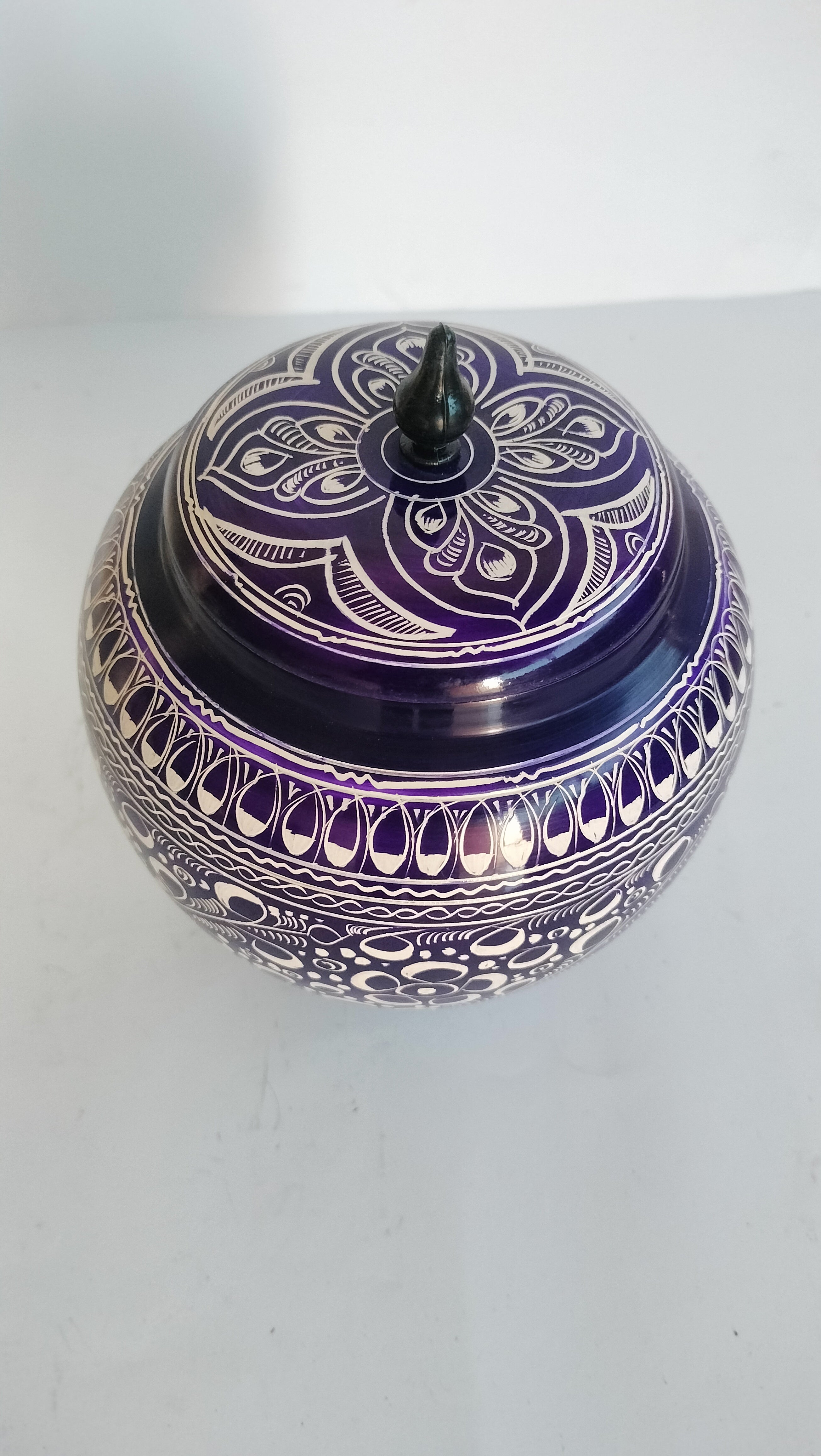 Traditional Handcrafted Lacquer Art Wooden Decorative Jar with Lid - Purple & White Floral Jandi Work