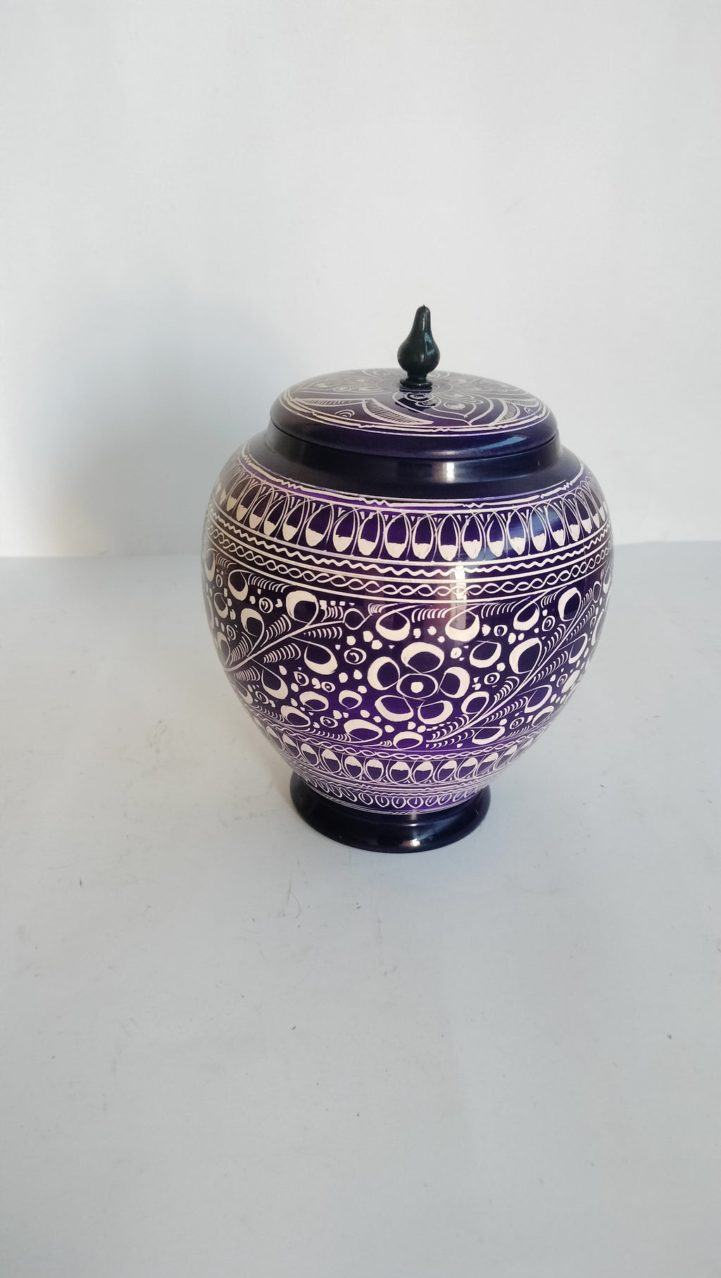 Traditional Handcrafted Lacquer Art Wooden Decorative Jar with Lid - Purple & White Floral Jandi Work