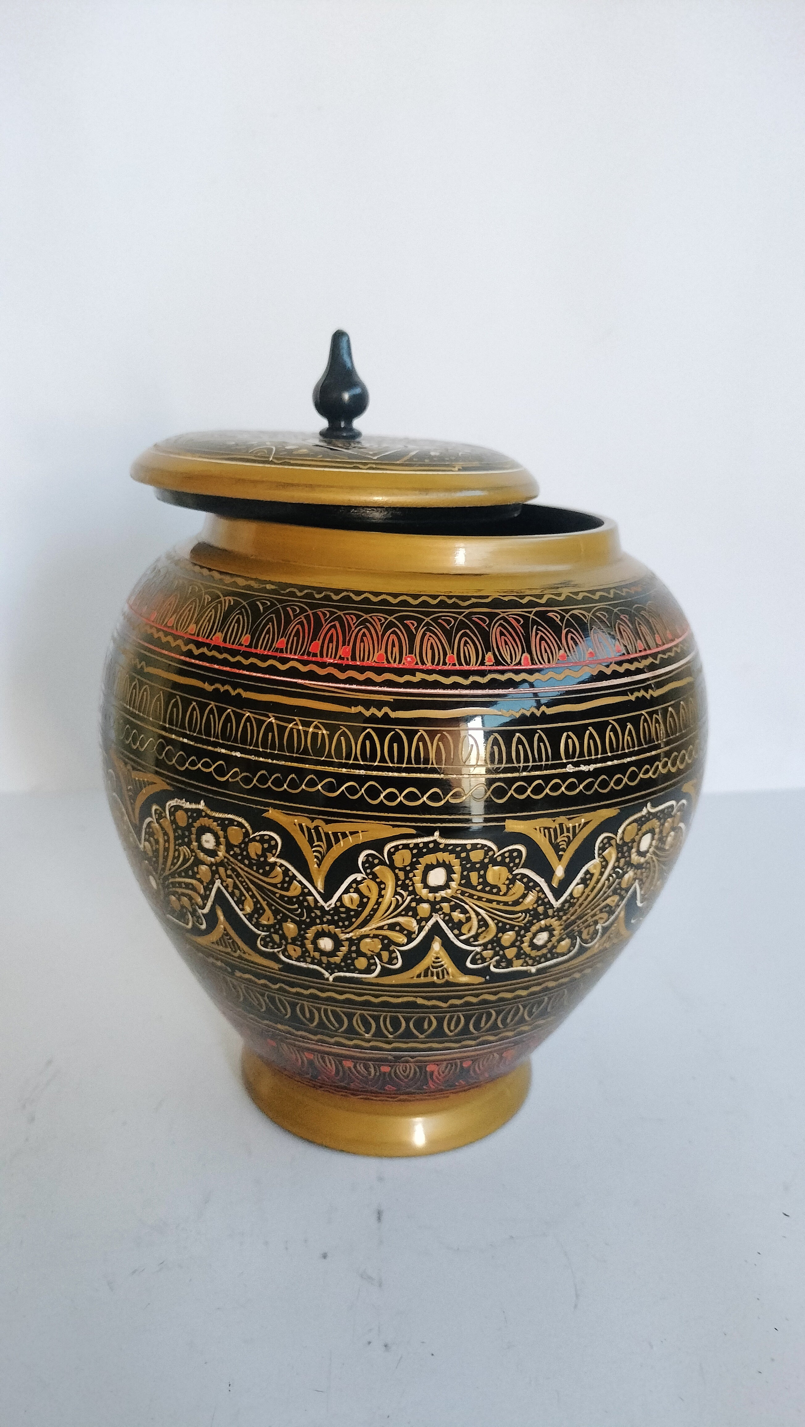The "Midnight & Marigold" Hand-Lacquered Artisan Ginger Jar